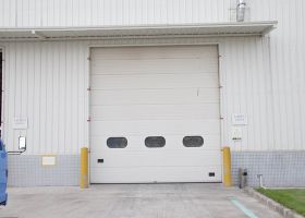 青海工業(yè)提升門廠家,產品質量穩(wěn)定0故障！【廣州奇翔】
