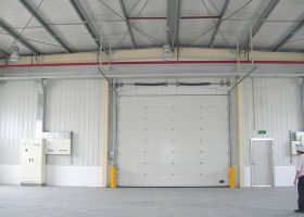安順工業(yè)提升門,測量規(guī)劃時有哪些留心事項呢？-廣州奇翔